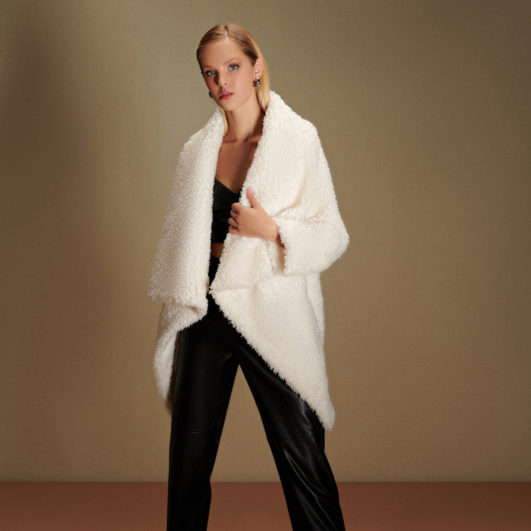 Marie Teddy Fur Cardigan in Ivory