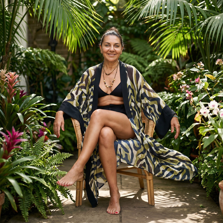 Wild Breeze Kaftan in Green & Black