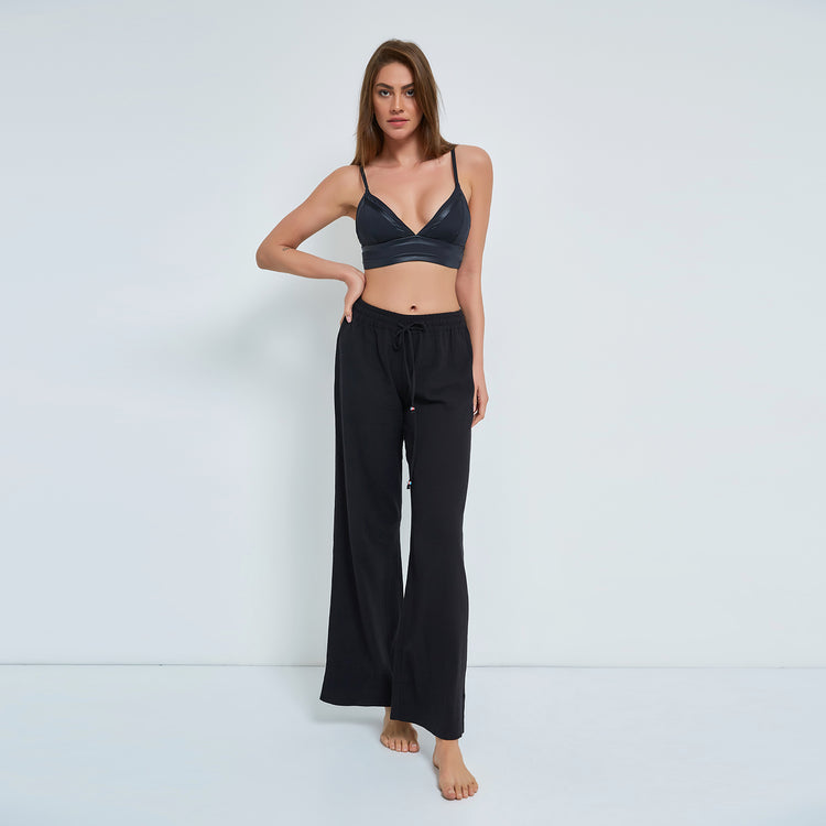 Black Pull-on Trousers in Crinkled Organic Cotton